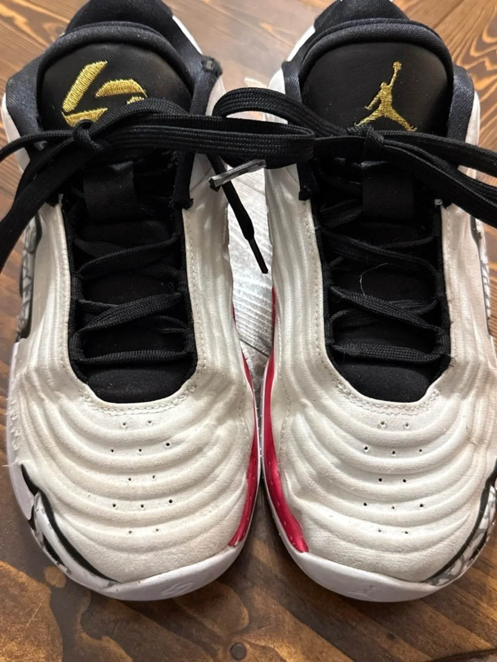 Nike Black & White Youth Sneaker Tag Detail
